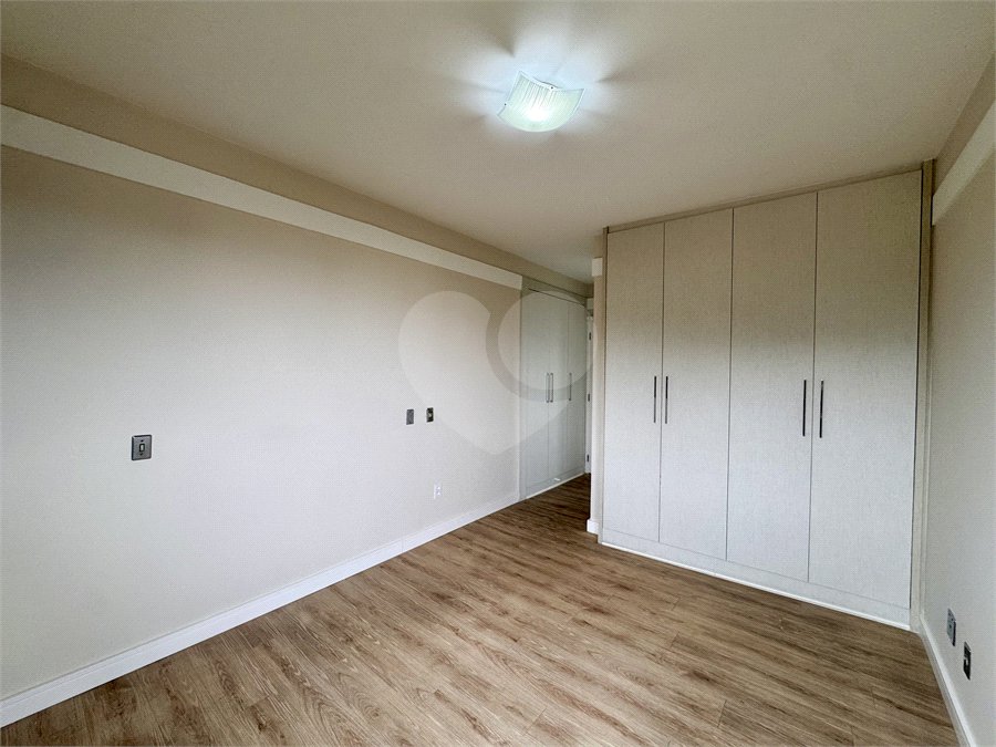 Apartamento à venda com 4 quartos, sendo 1 suíte,  em Horto Florestal, São Paulo, SP