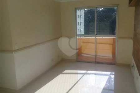 Apartamento à venda com 3 quartos, sendo 1 suíte,  em Vila Aurora (zona Norte), São Paulo, SP