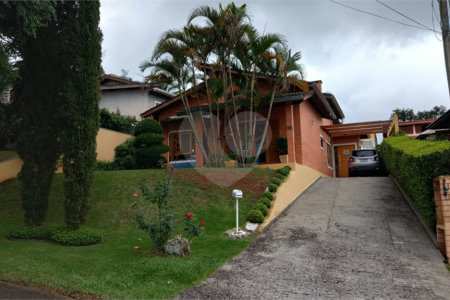 Casa à venda ou para alugar com 3 quartos, sendo 1 suíte, no condomínio Paysage Noble, Vargem Grande Paulista - SP
