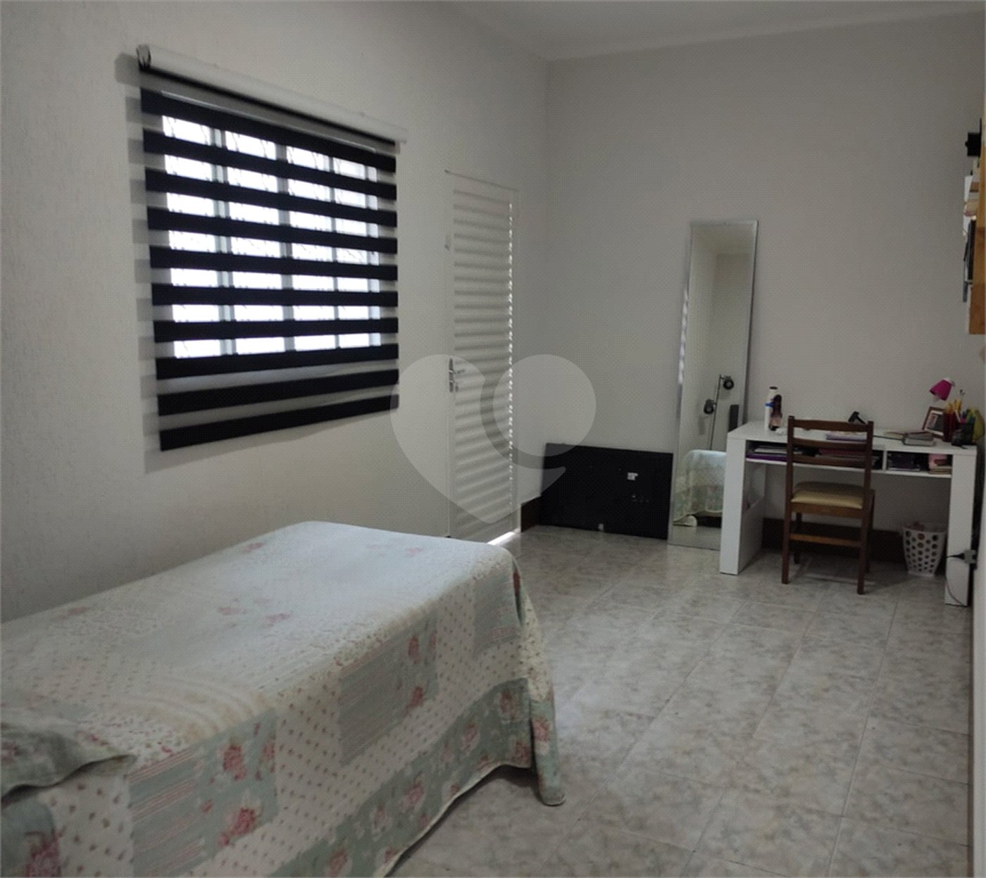 Casa à venda com 2 quartos, sendo 1 suíte, em Indianópolis, São Paulo, SP