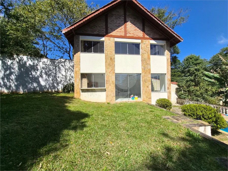 Casa à venda ou para alugar com 4 suítes no condomínio Parque Imperial da Cantareira, Mairiporã - SP