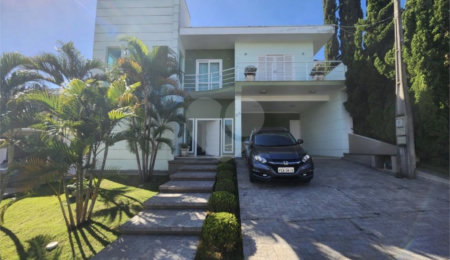 Casa à venda com 3 suítes no condomínio Villagio Di Verona, Vinhedo - SP