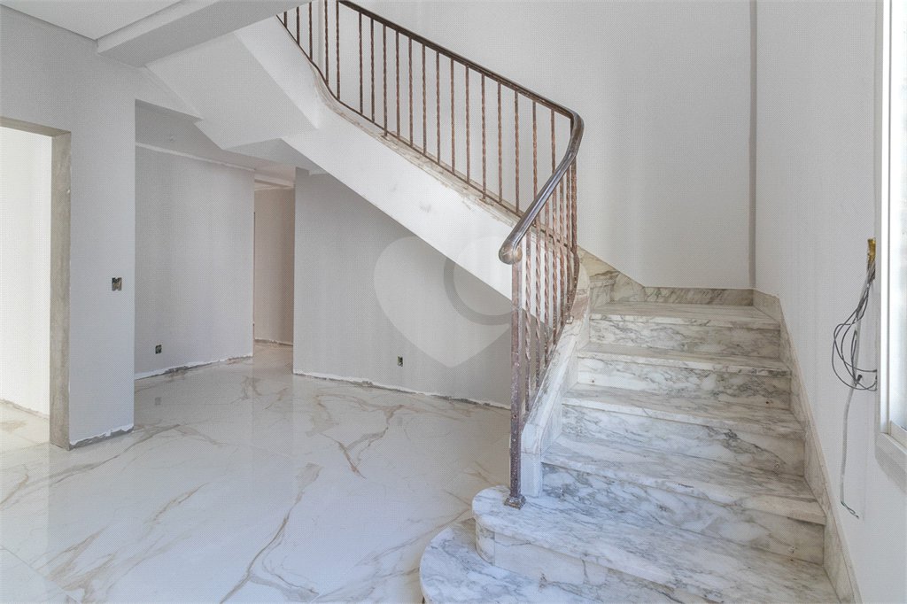 Apartamento à venda com 7 suítes em Santa Cecília, São Paulo, SP