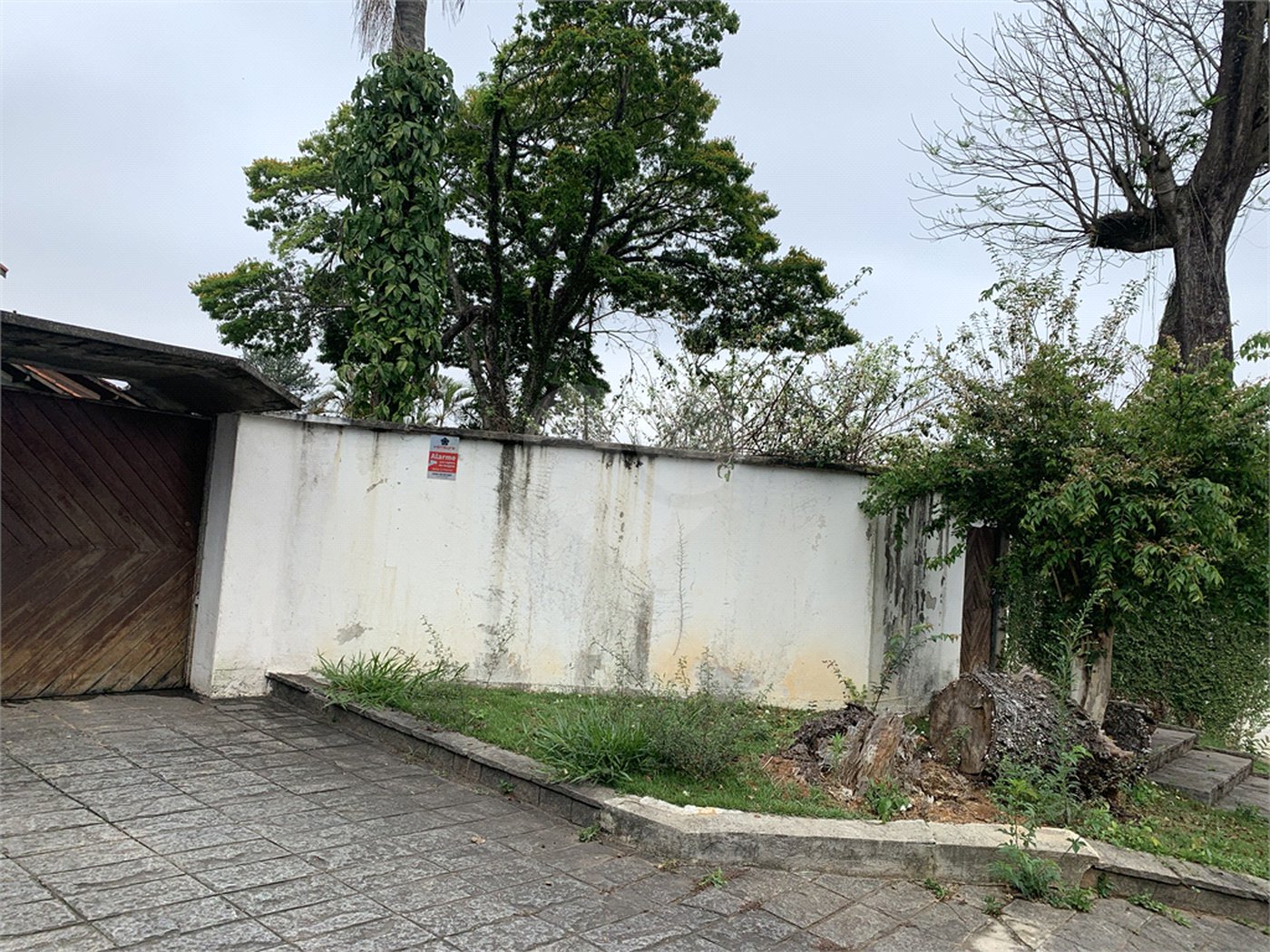 Sobrado à venda com 4 quartos, sendo 2 suítes,  em Tremembé, São Paulo, SP