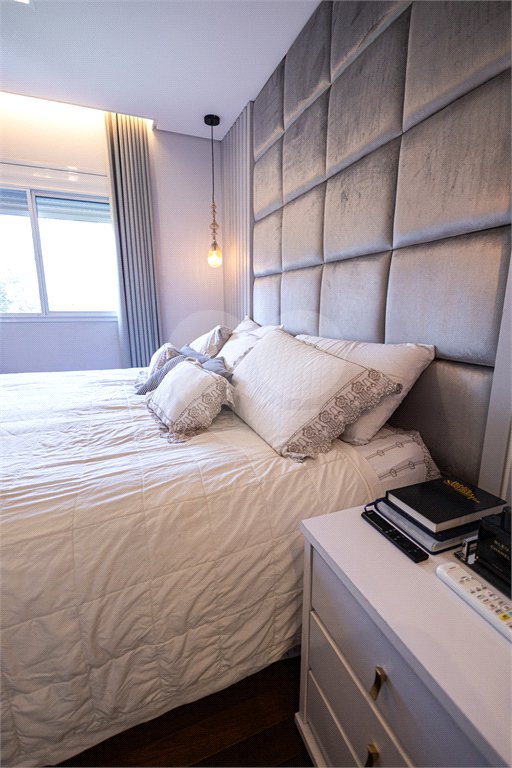 Apartamento à venda com 5 quartos, sendo 4 suítes,  em Parque Reboucas, São Paulo, SP