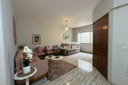 Casa à venda com 3 quartos, sendo 1 suíte,  em Jardim Brasília, Três Lagoas, MS