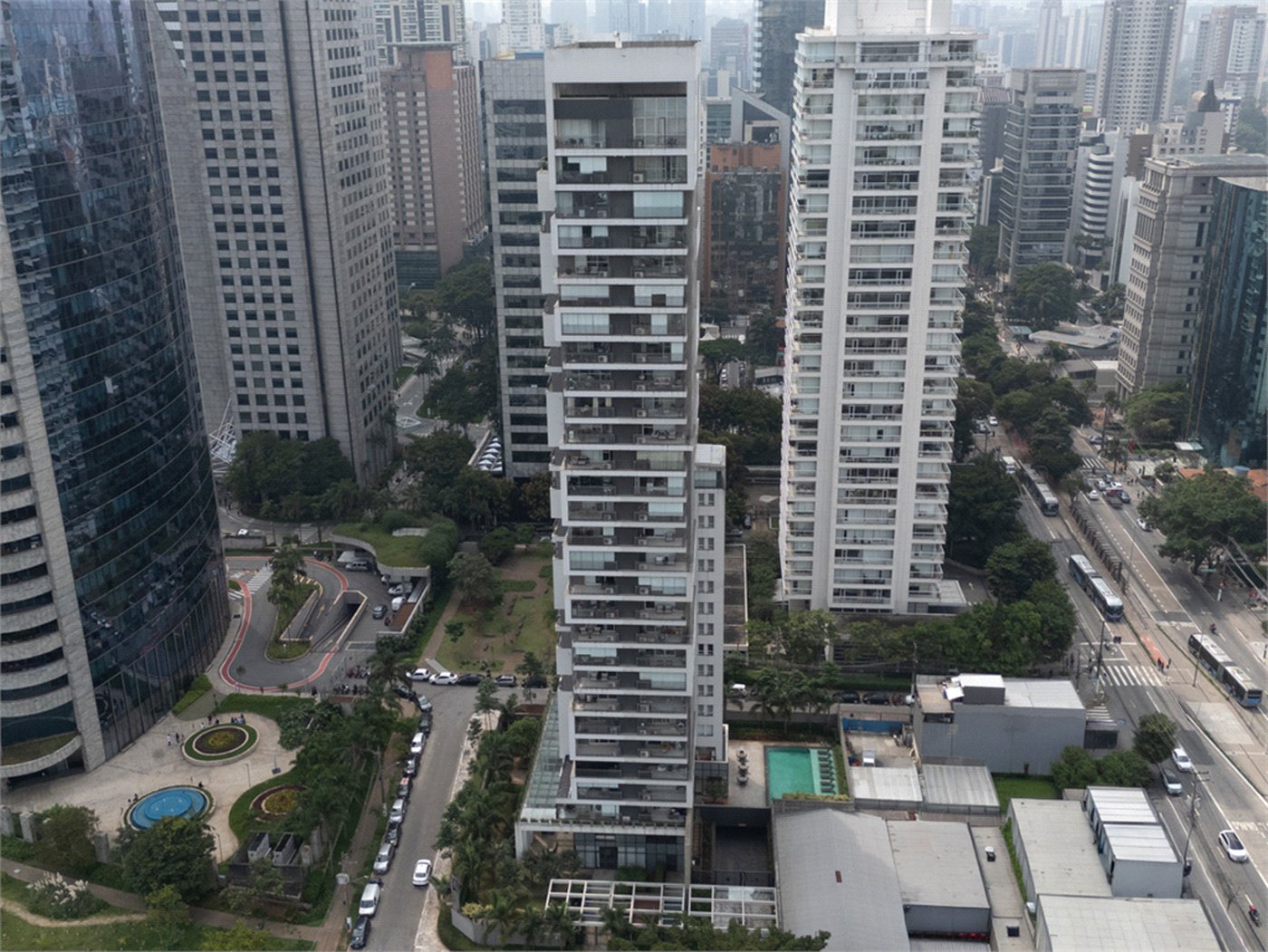 Apartamento à venda com 1 suíte em Cidade Monções, São Paulo, SP
