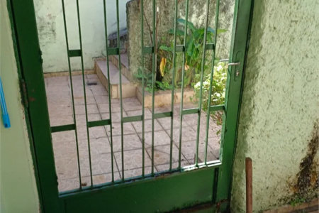 Casa Térrea à venda com 6 quartos em Vila Gustavo, São Paulo, SP