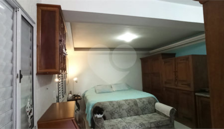 Casa Térrea à venda com 3 quartos, sendo 2 suítes, em Vila Irmãos Arnoni, São Paulo, SP