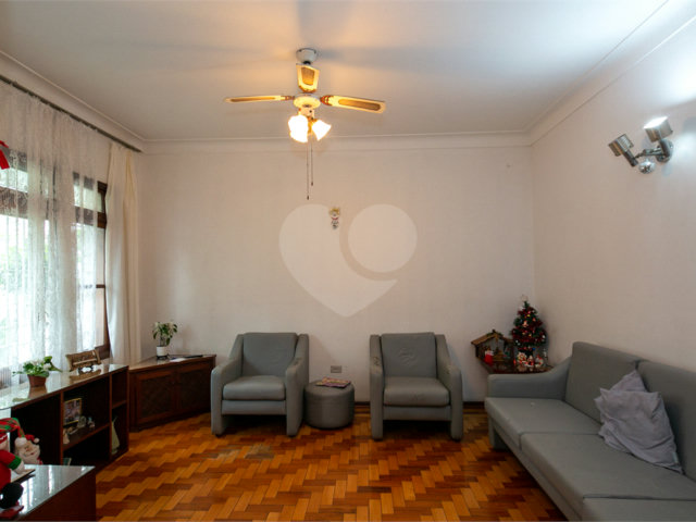 Sobrado à venda com 3 quartos, sendo 1 suíte,  em Chácara Santo Antônio (zona Sul), São Paulo, SP