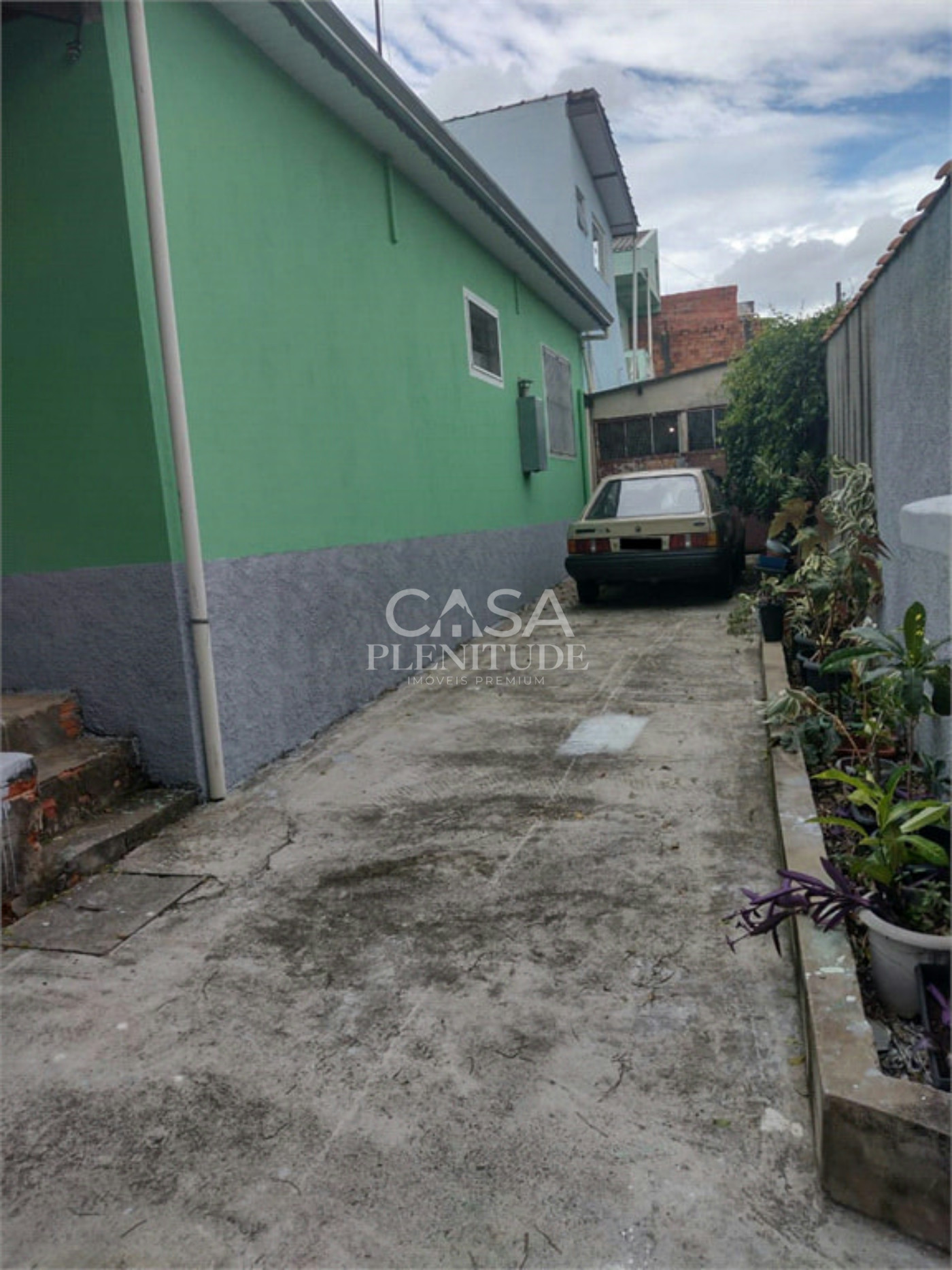 Casa à venda com 4 quartos, sendo 1 suíte, em Parque das Laranjeiras, Sorocaba, SP