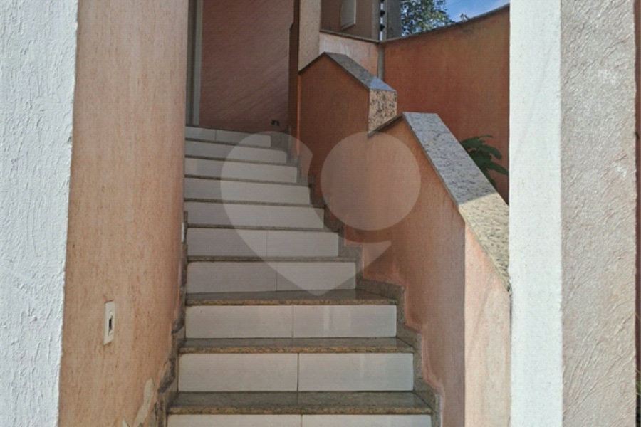 Casa à venda com 4 quartos, sendo 2 suítes, em Butantã, São Paulo, SP