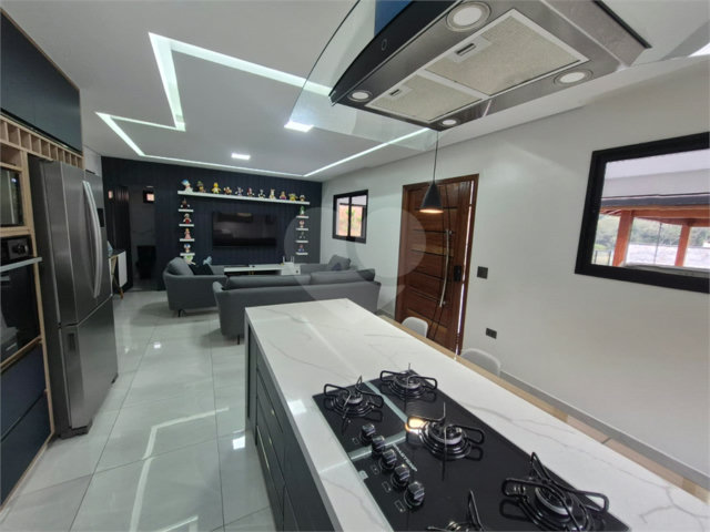 Casa à venda com 4 suítes no condomínio Reserva da Serra, Mairiporã - SP