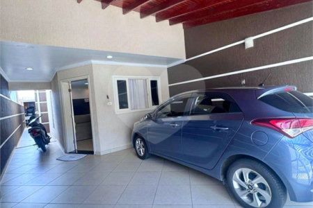 Sobrado à venda com 3 quartos, sendo 1 suíte, em Jardim Morada do Sol, Indaiatuba, SP