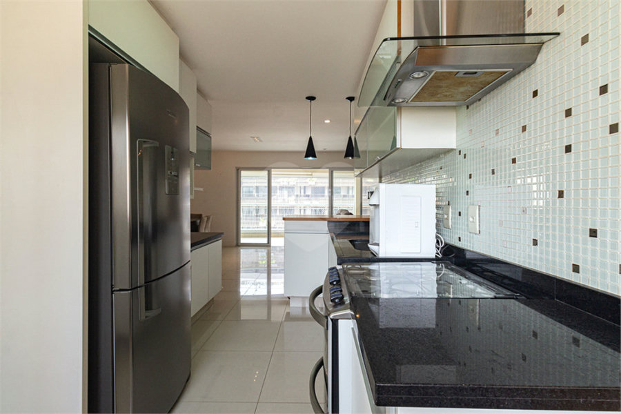 Apartamento à venda ou para alugar com 3 suítes em Perdizes, São Paulo, SP