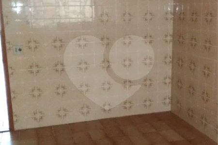 Sobrado à venda com 2 quartos em Santa Teresinha, São Paulo, SP