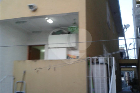 Sobrado à venda com 3 quartos em Vila Dona Augusta, São Paulo, SP