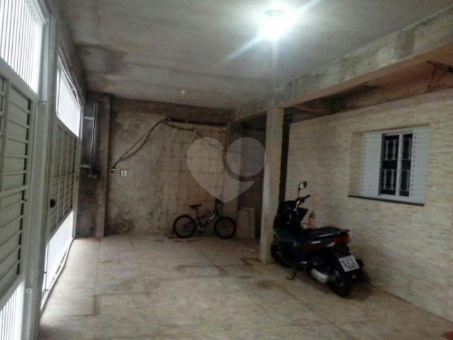 Sobrado à venda com 3 quartos, sendo 1 suíte,  em Tremembé, São Paulo, SP