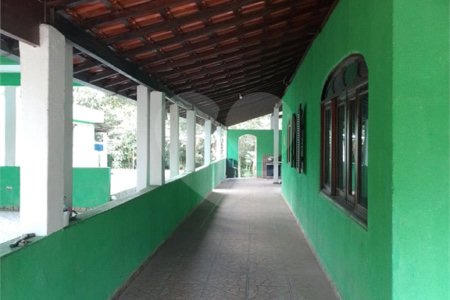 Chácara à venda com 8 quartos em Parque Piratininga, Itaquaquecetuba, SP