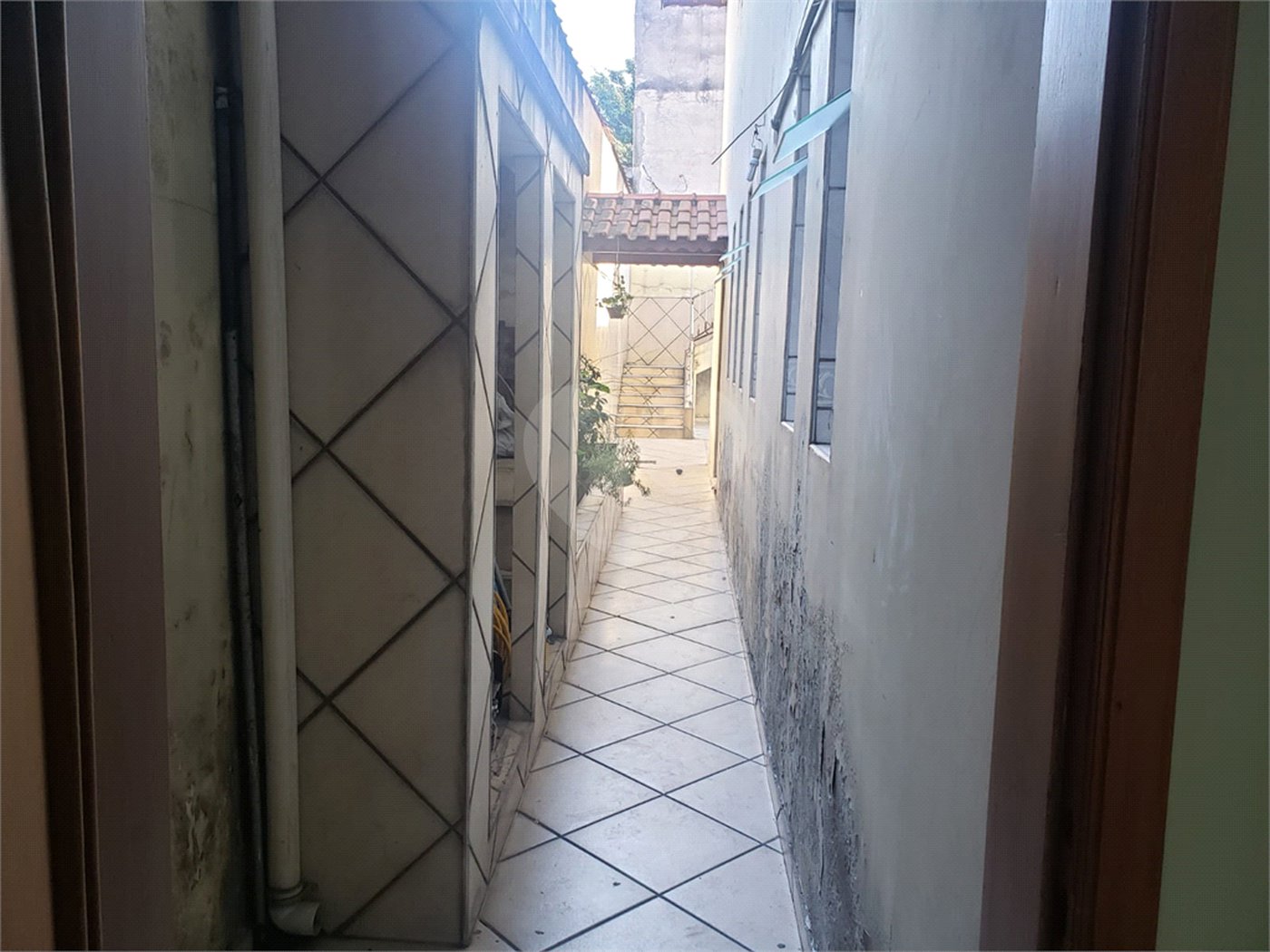 Sobrado à venda com 5 quartos, sendo 3 suítes, em Jaçanã, São Paulo, SP