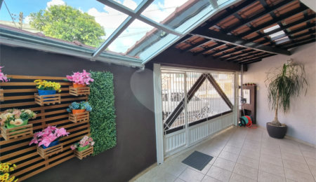 Sobrado à venda com 3 quartos, sendo 1 suíte,  em Parque Capuava, Santo André, SP