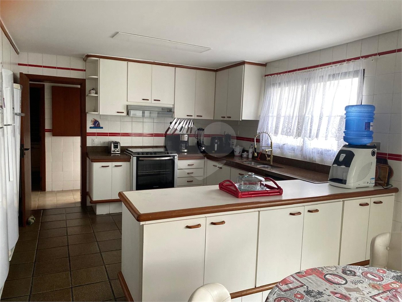 Apartamento à venda com 4 suítes em Jardim Astúrias, Guarujá, SP