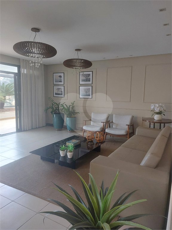 Apartamento à venda com 4 quartos, sendo 3 suítes, em Goiabeira, Cuiabá, MT