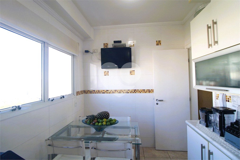 Apartamento à venda com 3 suítes em Santo Amaro, São Paulo, SP