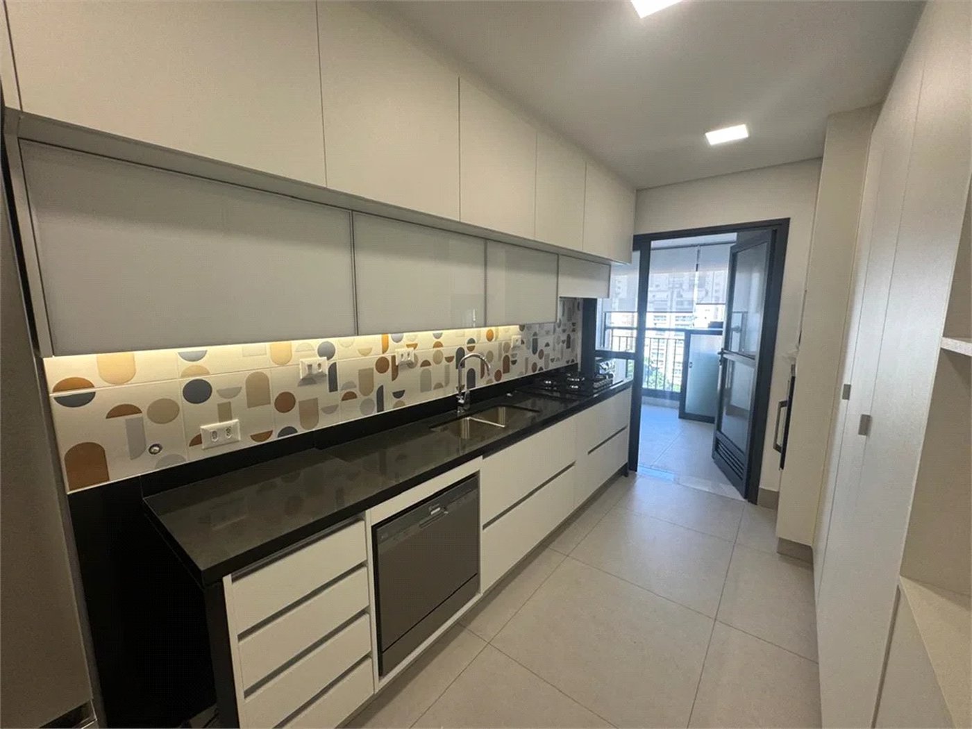 Apartamento à venda com 3 suítes em Brooklin Paulista, São Paulo, SP