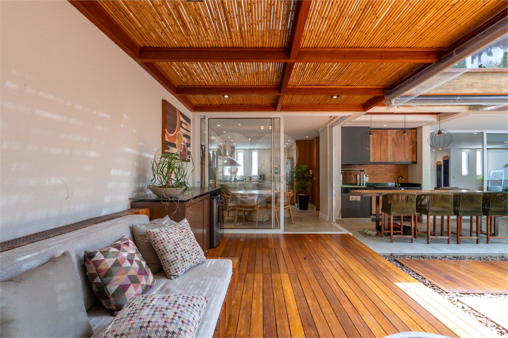 Casa à venda com 3 suítes no condomínio Modernne, São Paulo - SP