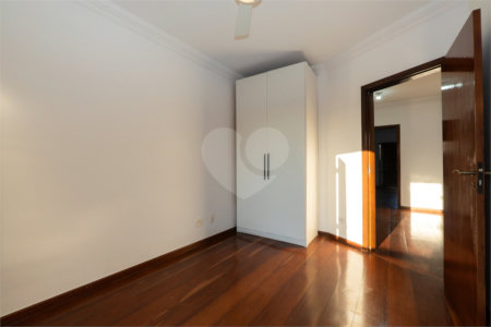 Casa de Vila à venda com 3 quartos, sendo 1 suíte, em Planalto Paulista, São Paulo, SP