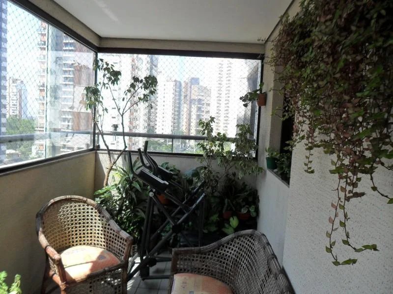 Apartamento à venda com 3 quartos, sendo 1 suíte, em Vila Andrade, São Paulo, SP