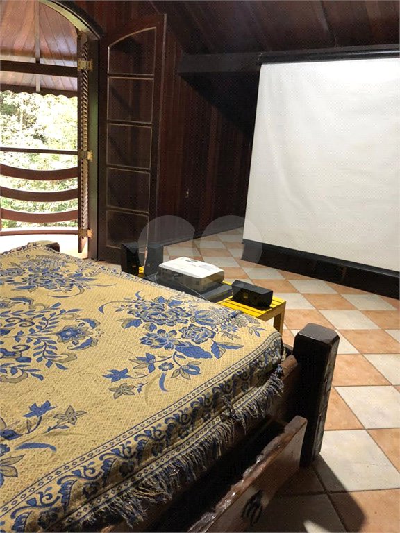 Sítio à venda com 4 quartos, sendo 1 suíte,  em Moinho, Nazaré Paulista, SP