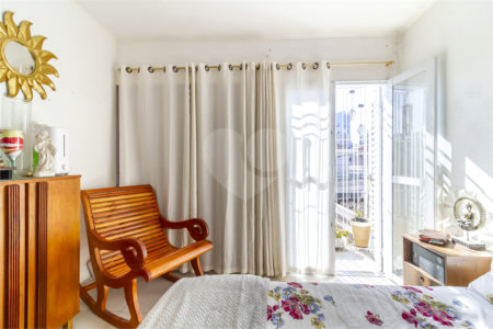 Sobrado à venda com 4 quartos, sendo 1 suíte,  em Vila Cruzeiro, São Paulo, SP