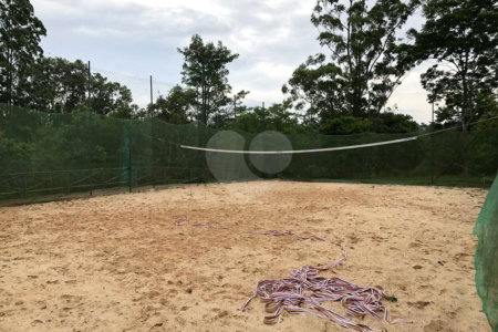 Casa à venda com 4 quartos, sendo 2 suítes,  no condomínio Granja Vianna II, Cotia - SP