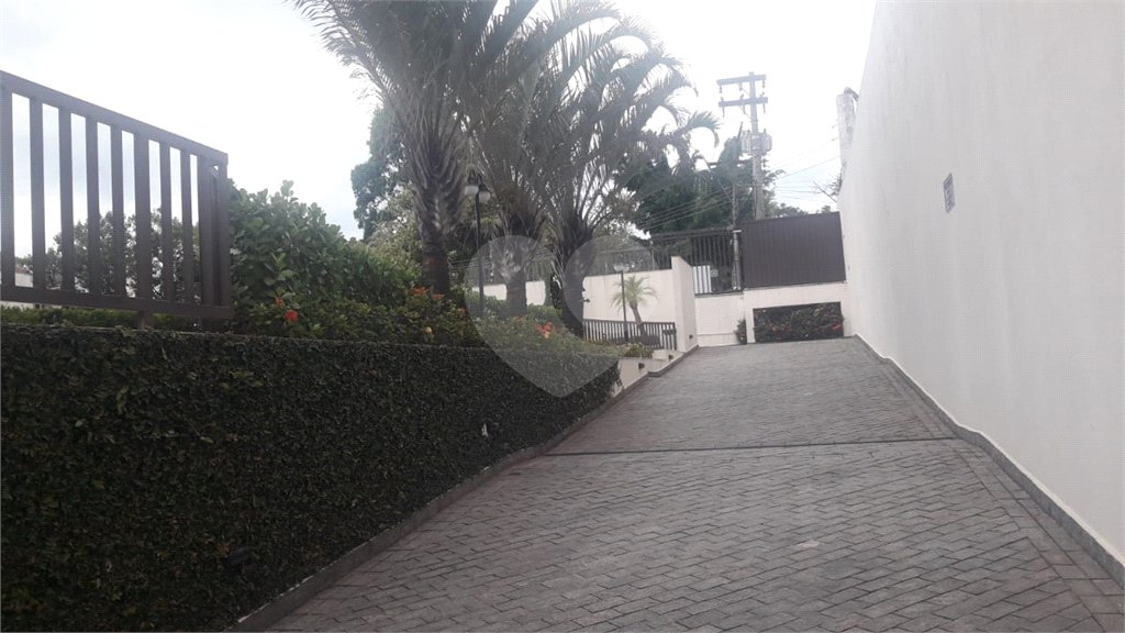 Apartamento à venda com 3 quartos, sendo 1 suíte,  em Parada Inglesa, São Paulo, SP