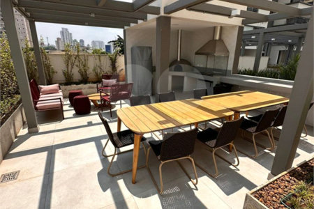 Apartamento à venda com 4 quartos, sendo 3 suítes,  em Parque São Jorge, São Paulo, SP