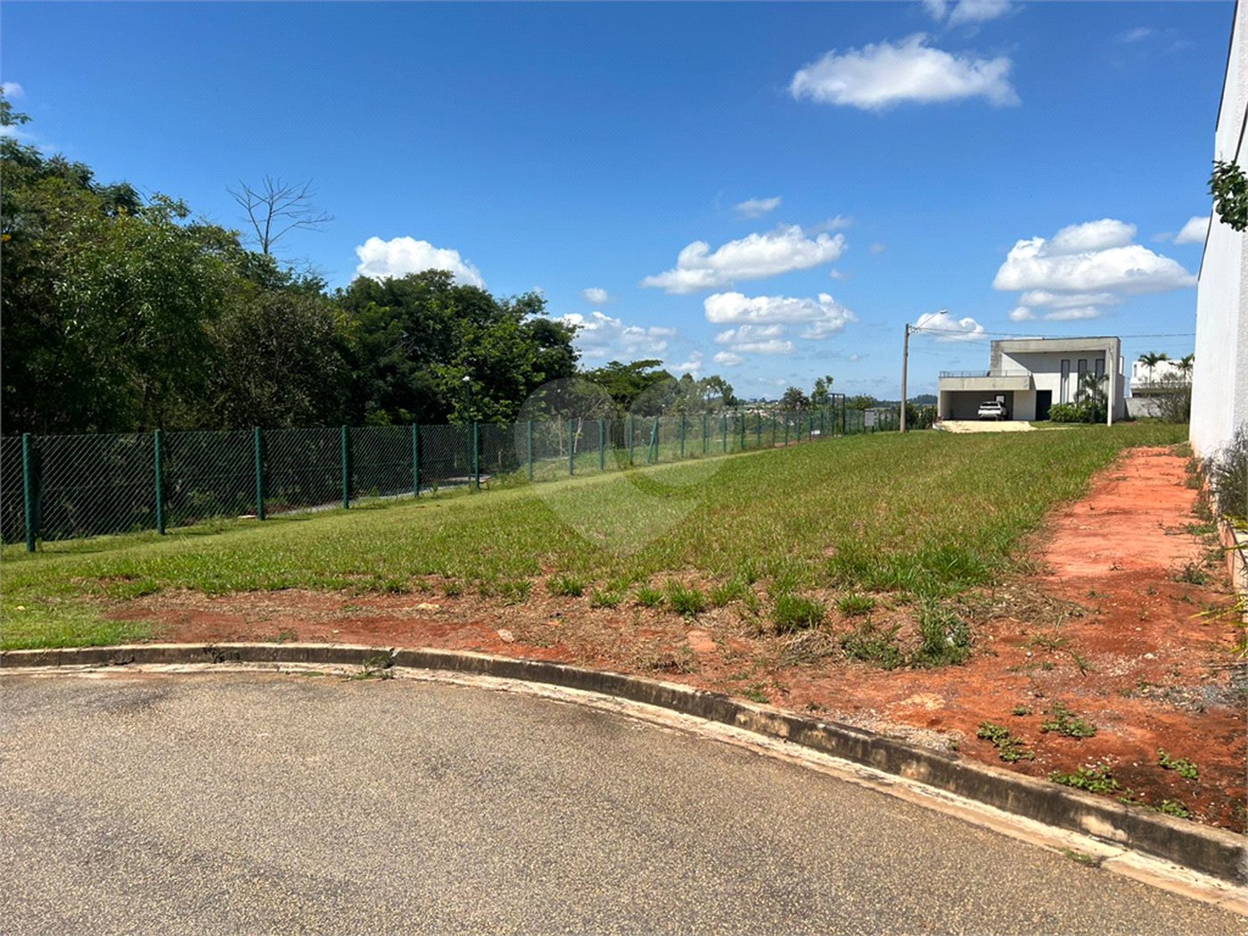 Terreno à venda em Loteamento Residencial Golden Ville, Itapetininga, SP
