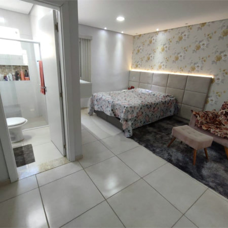 Apartamento à venda com 3 quartos, sendo 2 suítes,  em Jardim Camila, Mogi das Cruzes, SP