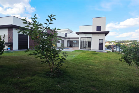 Casa à venda com 4 suítes no condomínio Residencial Dacha, Sorocaba - SP