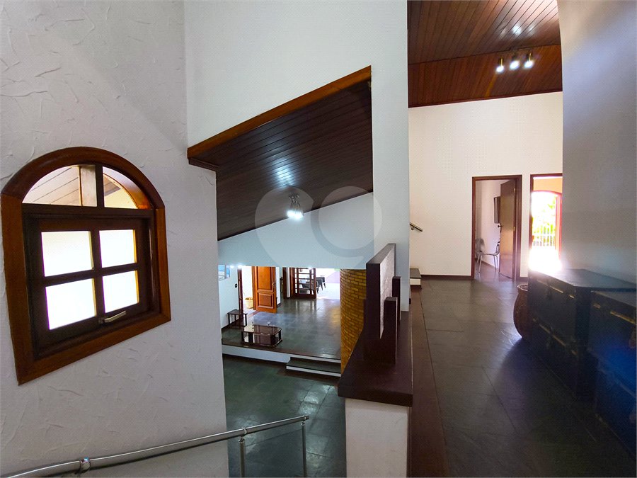Casa à venda com 4 quartos, sendo 3 suítes,  no condomínio Village D'avignon, Sorocaba - SP