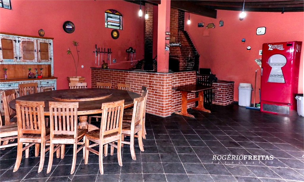 Sítio à venda com 6 quartos em Pavão (canguera), São Roque, SP