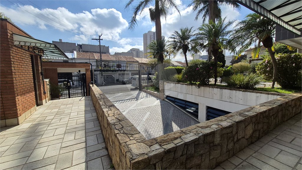 Apartamento à venda ou para alugar com 3 quartos, sendo 2 suítes, em Vila Romana, São Paulo, SP