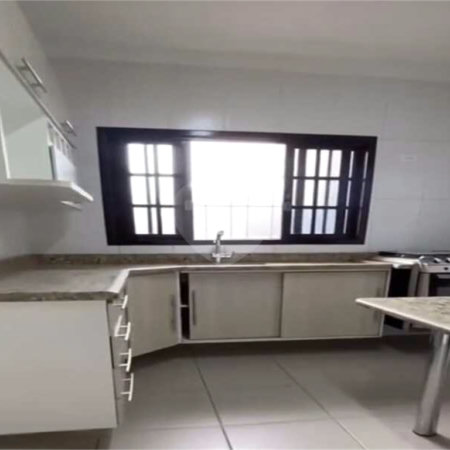 Casa à venda com 3 quartos, sendo 1 suíte,  em Vila Rosaria, São Paulo, SP