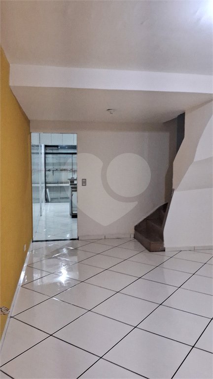 Sobrado à venda com 4 quartos em Vila Aimoré, São Paulo, SP
