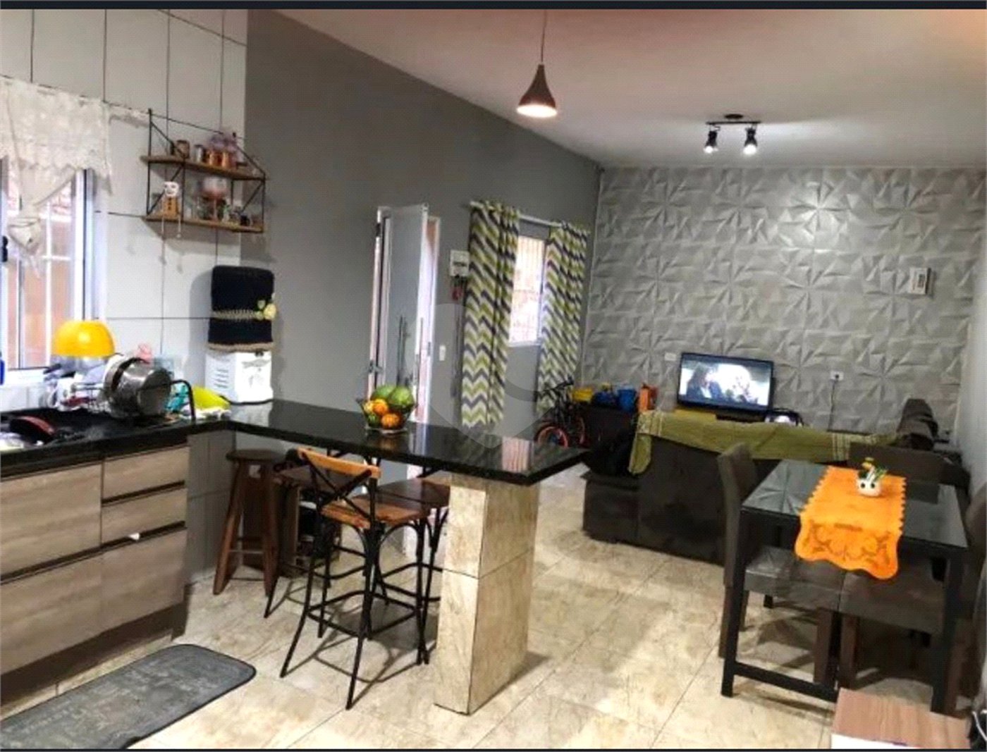 Casa à venda com 2 quartos em Caputera, Cotia, SP