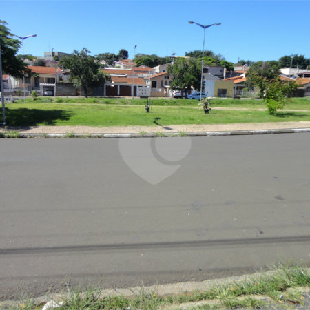 Casa à venda com 2 quartos em Vila Bissoto, Valinhos, SP