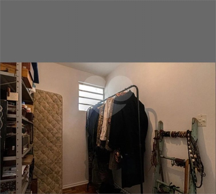Apartamento à venda com 3 quartos, sendo 1 suíte,  em Aclimação, São Paulo, SP
