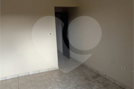 Casa à venda com 3 quartos, sendo 1 suíte, em Bosque dos Eucaliptos, São José dos Campos, SP
