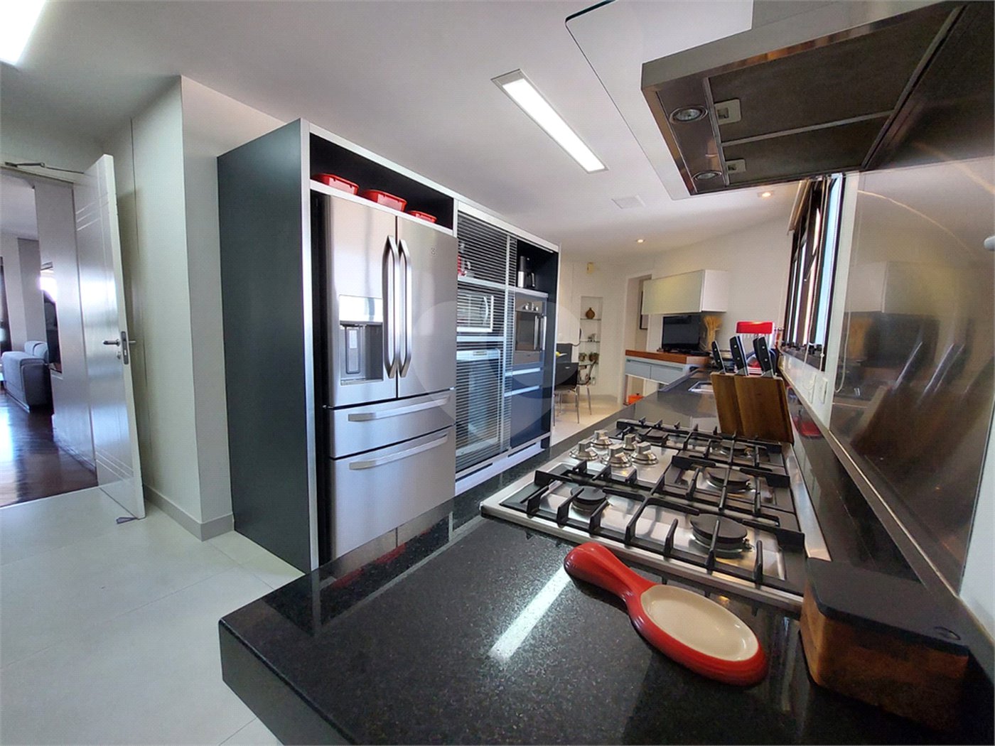 Apartamento à venda ou para alugar com 3 suítes em Perdizes, São Paulo, SP